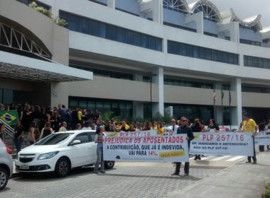 PLP 257 não acaba com supersalários de servidores, diz presidente da Ampeb