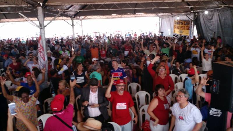 Plenária dos servidores públicos sinaliza unidade nas mobilizações para possível greve geral