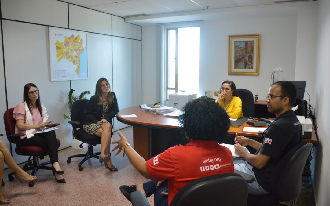 Em reunião realizada com SINTAJ, TJ-BA acena com extensão da VPE