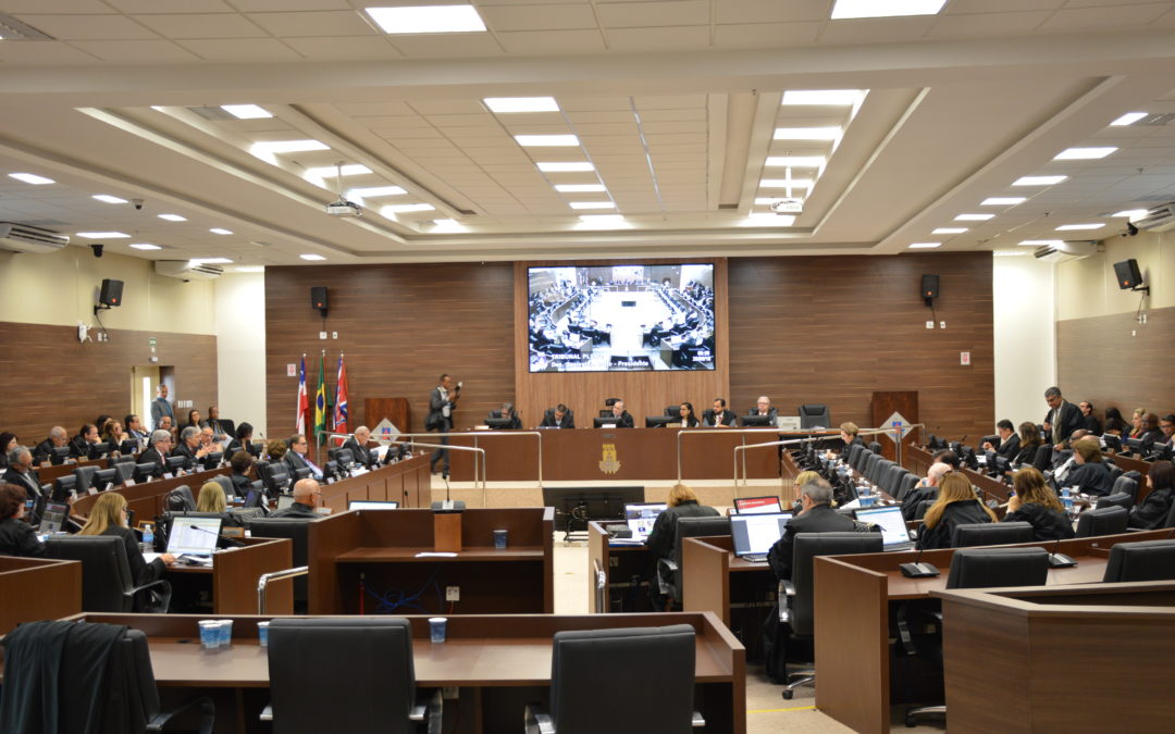 “É uma vitória nossa, é uma vitória do SINTAJ”, diz trabalhadora após aprovação da VPI no Pleno